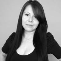 900+ perfiles de «Layla»