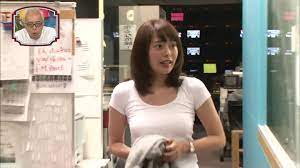 上田まりえアナ ジャケットを脱いでTシャツ1枚に！【乳】 : アナきゃぷ速報