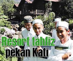 Kini ia menduduki tangga kelima sekolah terbaik di malaysia. Sekolah Tahfiz Dalam Ladang Mestitengok