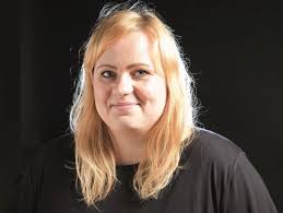 Paula Irmschler über »Superbusen«