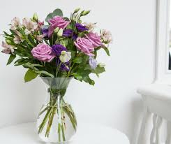 The brilliant products are enclosed and keep the flowers fresh. How To Choose The Perfect Vase For Your Flowers Interflora
