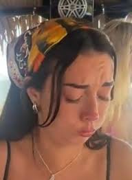 Fake puking is her new regular thing : r/briannachickenfrsnark