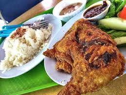 Apa anda pernah mencoba resep masakan singapore ini. Nasi Ayam Penyet 4 By Burpple Singapore Burpple