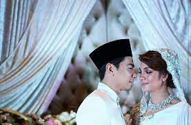 I cannot move on :p. Gambar Kahwin Amyra Rosli Dan Amar Baharin