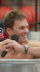 tombrady face after this joke is priceless 😂😂😂😂😂😂 …. “The Greatest  Roast Of All Time”