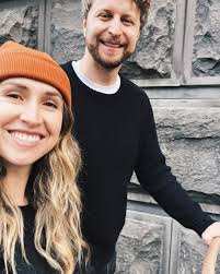 New dad says postpartum depression left him crying