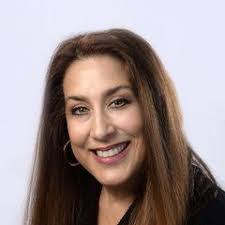 Linda Mansi's Instagram, Twitter & Facebook