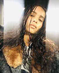 Zoe Kravitz Brings Back Her Long Braids for Big Little Lies Season 2 Filming