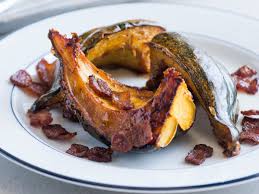 Maple Bacon Roasted Acorn Squash This Quick Roasted Acorn Squash Recipe Is Savory And Satisfying Squash Recipes Acorn Squash Recipes Acorn Squash
