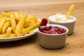 Ricetta semplice e veloce del ketchup fatto in casa la salsa più famosa e gustosa in versione fai da te per fare il tomato ketchup genuino e home made. Ricette Salse Fatte In Casa Le Piu Facili E Gustose Non Sprecare