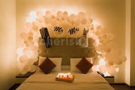 Here is the list of 8 simple flower decoration for home that you can easily use for pooja since flowers are the uttermost fit for the prettiest decor, you can always rely on them for most of your home decorations. Spend A Lovely Time With Your Partner By Booking Cherishx S First Night Decors