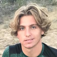 NIcholas Daniels (@niicky_dann)