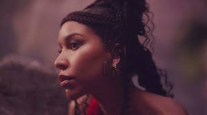 Charlotte Dos Santos