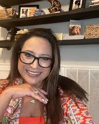 Rhonda Velez's Instagram, Twitter & Facebook