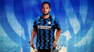 Artículos, fotos, videos, análisis y opinión sobre inter de milan. Calhanoglu El Unico Que Me Queria En El Milan Era Pioli As Com