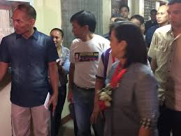 We hope you enjoy our growing collection of hd images to use as a background or home screen for your. Abs Cbn News Channel On Twitter Look Vice President Leni Robredo Visits Residents Of Manggahan Residences In Pasig City One Of The Realizations Of The People S Plan Of Ex Dilg Sec Jesse Robredo With