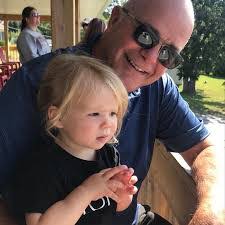 Shelley Tait's Instagram, Twitter & Facebook