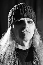 Gabriel Fischer's Instagram, Twitter & Facebook