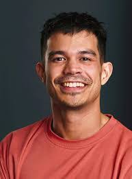 Louis Ulrich's Instagram, Twitter & Facebook