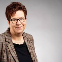 500+ Profile mit dem Suchbegriff „Cornelia“