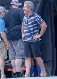 Mel gibson's comback has been a slow burn, but 2020 looks like it could mark a new chapter for the actor and director. Melgibsonsite On Twitter Mel Gibson On The Set Of Waldo