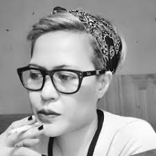 Stream ESSAYS IN LOVE By Alain De Botton