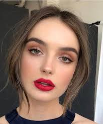10 Summer 2019 Makeup Trends You Need To Get On Board With Society19 Uk Natural Glam Makeup Soft Eye Makeup Glam Makeup Look