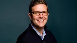 Jeremy Bender's Instagram, Twitter & Facebook