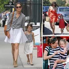 Our leaders are oz and it's time to pull back the curtain. How To Pull Off A Chic Mommy And Me Style Just Like A Celeb Mother Daughter Dress Celebrity Daughters Everyday Outfits Spring