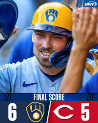 🎶 I guess you'd say… 🎶 The first My Girl singalong of 2025 during the  Mets' opening weekend at Citi Field? The fans delivered and jolted  Francisco Lindor to a lead-off double!