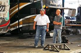 Gaji sopir dan kondektur po haryanto : Po Haryanto Beli Bus Dari Po Lain Haryanto Niatnya Bantu Sesama Pengusaha Bus Di Masa Sulit 4 6 Beta News