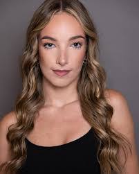 Eve Flynn's Instagram, Twitter & Facebook