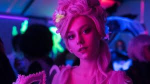 Dabei handelt es sich um die spanischen nachwuchsdarsteller*innen manu rios, carla díaz, martina cariddi. Ester Exposito Oben Ohne Nackt Hammer Bei Diesem Anblick Fehlen Selbst Neymar Die Worte News De