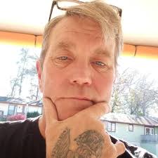 Hola! No, no estoy casado