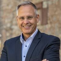 Stefan Fischer Email & Phone Number