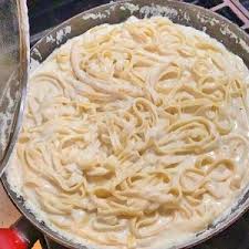 Olive Garden S Alfredo Sauce Alfredo Sauce Delish Recipes Recipes
