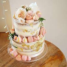 98 Likes 11 Comments Laura Urschel Laura Urschel On Instagram Just Set Up This Beautiful Wedding Cake Boards Wedding Cakes With Flowers Beautiful Cakes