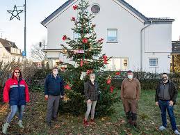 Und an welchem standort bleibt der baum lange frisch? Weihnachtsbaum Aufstellen 2020 Interessengemeinschaft Schildgen E V