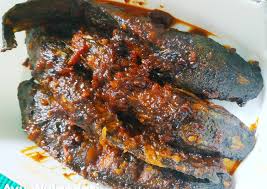 Balado ikan lele goreng menjadi salah satu menu yang menggugah selera bersantap, utamanya bahan 1: Resep Balado Ikan Lele Oleh Ayu Wulandari Cookpad