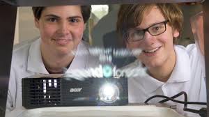 Stolze Jungforscher aus Moers und Kamp-Lintfort