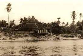 Masjid kampung laut adalah sebuah masjid yang berada di kelantan, malaysia. Kelantan State Masjid Tua Kampung Laut Tumpat Catatan Facebook