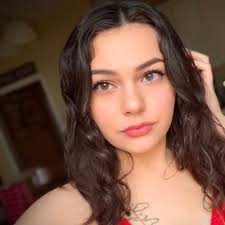 Erika Hopper (@ErikaDenae)