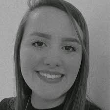 Dara Gray's Instagram, Twitter & Facebook