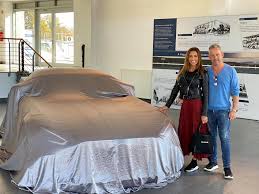 Ahogy arról mi is beszámoltunk, péntek este schobert norbert karambolozott a porschéjával a xiii. Update A Javabol Schobert Norbert Egy 70 Millios Mercedes Amg Re Valtott