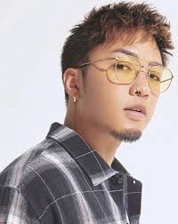 数原龍友の私服ファッション特集 愛用ブランド サングラス ピアスまで全網羅 slope スロープ 数原龍友 generations 画像 ジェネレーションズ