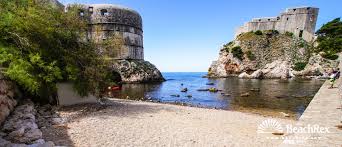 Its total population is 42,615 (census 2011). Strand Bokar Dubrovnik Dalmatien Dubrovnik Kroatien Beachrex Com