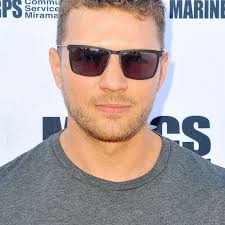 View yourself with ryan phillippe hairstyles. Men S Short Haircuts For Summer