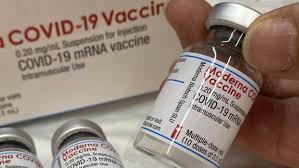 El último efecto secundario observado entre las personas que han recibido la vacuna de moderna es el llamado 'brazo covid'. Cuantas Dosis Tiene La Vacuna De Moderna