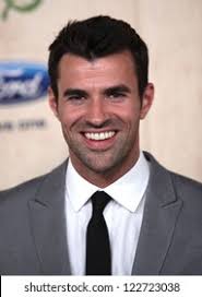 4+ Hundred Steve Jones Royalty-Free Images, Stock Photos & Pictures