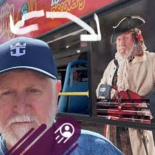 Besides the storms, how gorgeous was the sky this evening?? (📸: Samantha  Carron in Patton, Mo. (1&3); Timothy O'Dell in Poplar Bluff, Mo. (2); Julia  Yamnitz in Marquand, Mo. (4)) Share your